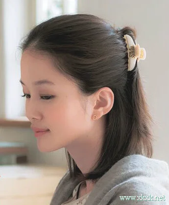 夏日百搭造型甜美扎发示范