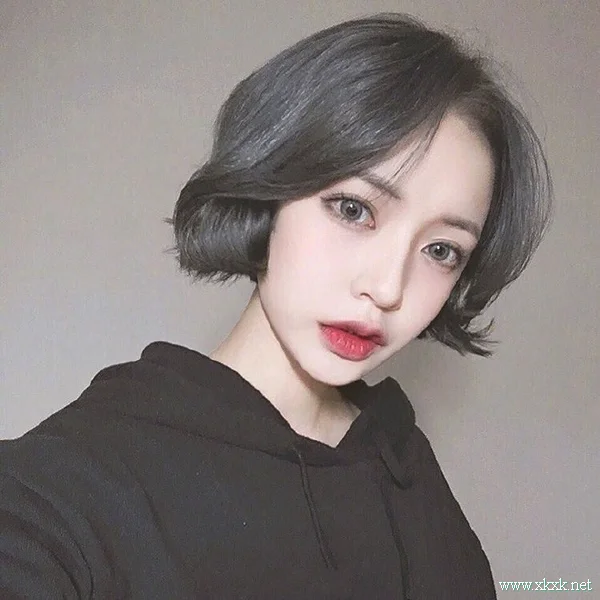 超有气质小姐姐的，演绎超美“及耳短发”