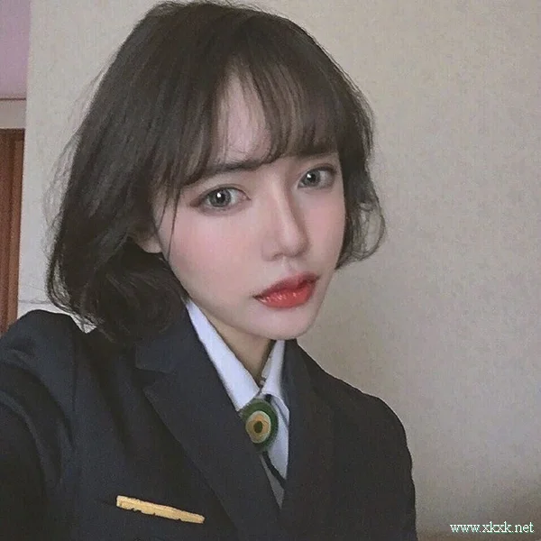 超有气质小姐姐的，演绎超美“及耳短发”