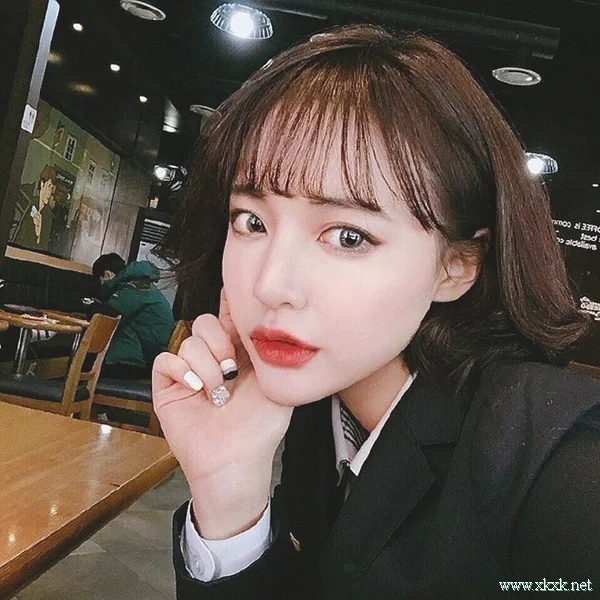 超有气质小姐姐的，演绎超美“及耳短发”