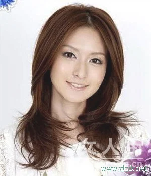 日本MM最爱的发型：长发偏刘海造型