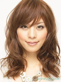 小巧精致 6款秋冬小脸发型