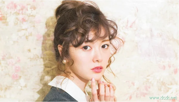 简单两步,浪漫宫廷风复古编发教程