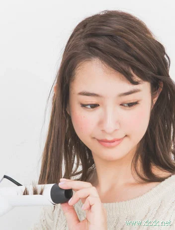 完美造型 美发街中长发编发教程图解