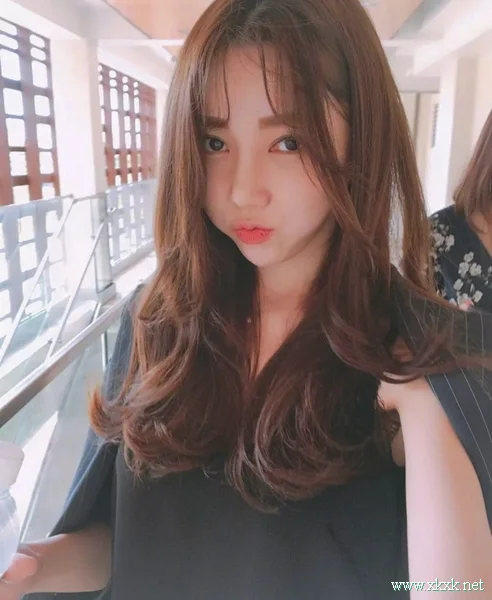 看过这些美美长卷发,卷度刚刚好心又种草了