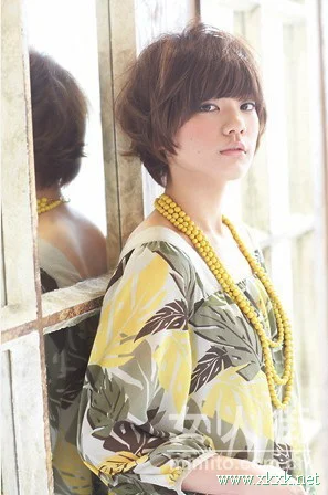 三款日式卷发 点亮双节完美造型