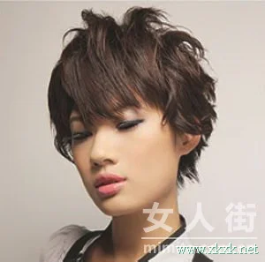 2010日系流行卷发发型大检阅