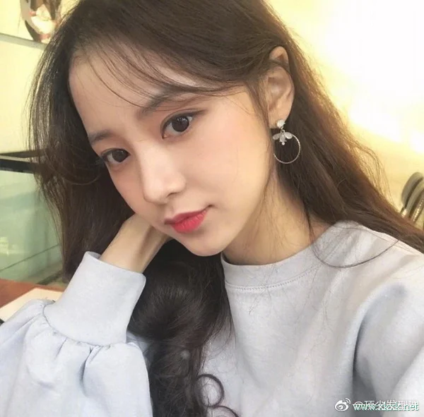 今年女生超流行“蛋卷头”,8款蛋卷头发型图片