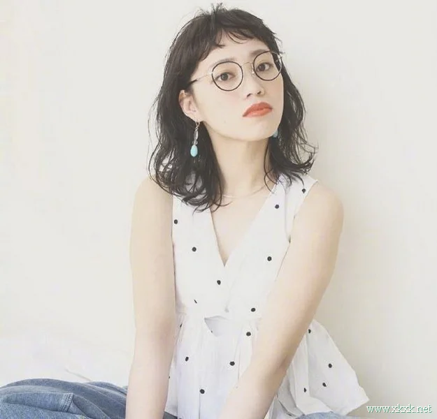 12月发型攻略，8款日系女生发型推荐