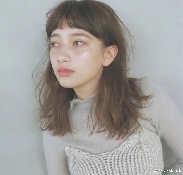 12月发型攻略，8款日系女生发型推荐