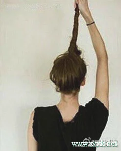 GET！日式蓬松凌乱的丸子头扎法