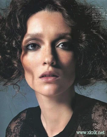 6款爆炸头推荐 令短发迅速摆脱平庸感