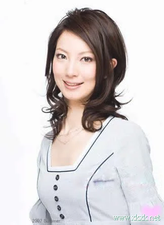 东京美发店人气爆棚!10款OL发型设计