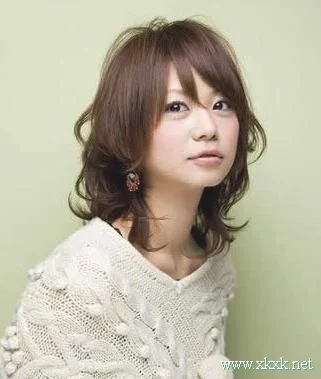 东京美发店人气爆棚!10款OL发型设计