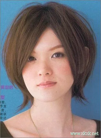 8款中短发 适合圆脸MM发型设计