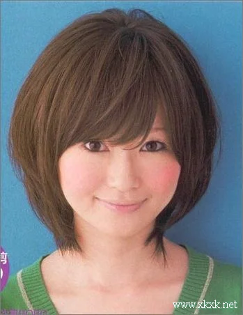 8款中短发 适合圆脸MM发型设计