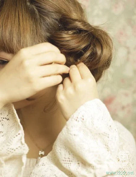 清爽日系盘发 手把手教会你