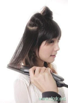 新奇!可爱! 蝴蝶结发型9步骤DIY