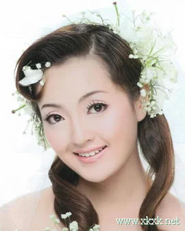 新娘发型设计 5款头饰让你更美丽