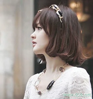 7款自然简洁短发 速变俏皮精灵