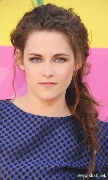 Party Hair! 简单易学女星派对发型