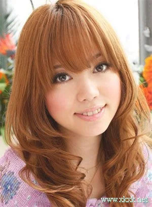 发型DIY 4步骤长发即可变短发