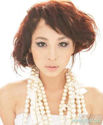 8款温暖蓬蓬发型 驱散秋冬寒意