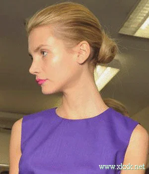 夏季盘发教程 手把手教你DIY