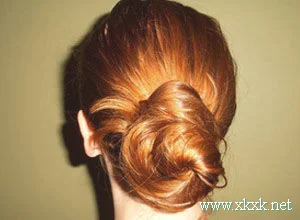 夏季盘发教程 手把手教你DIY