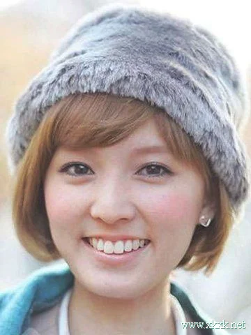 新日本街拍 亚麻发色成潮流趋势