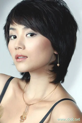 发型教室 教你轻松打理瘦脸发型