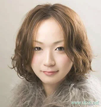 新年换发型必看 8款发型最讨男友欢心