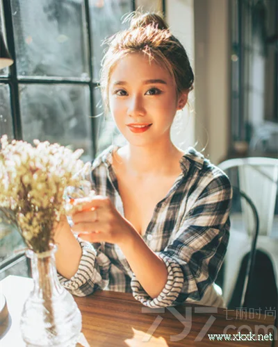 韩式清新范丸子发型 足以让你怦然心动