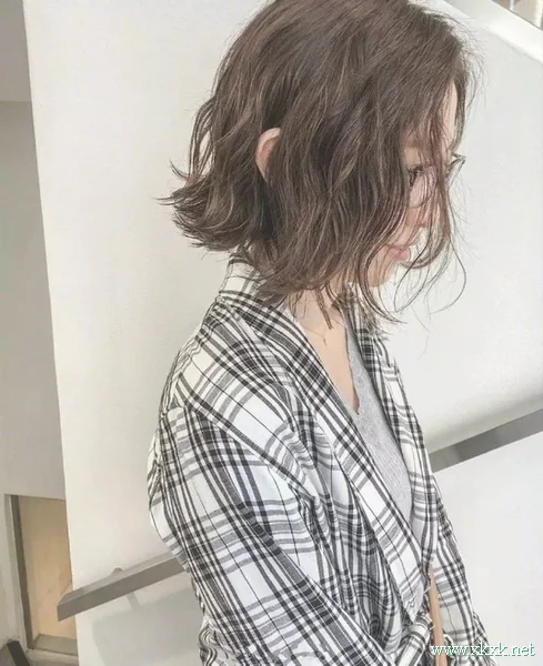 一组“日系空气感短发”多角度欣赏