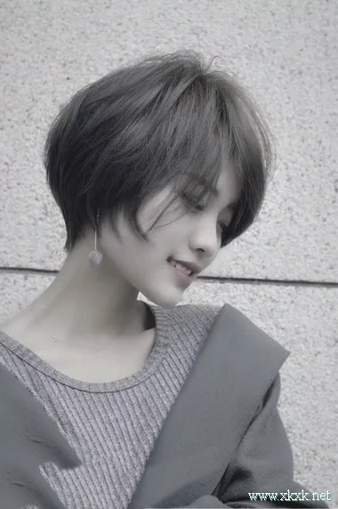 日式公主切中短发 公主切适合发量少的女生发型