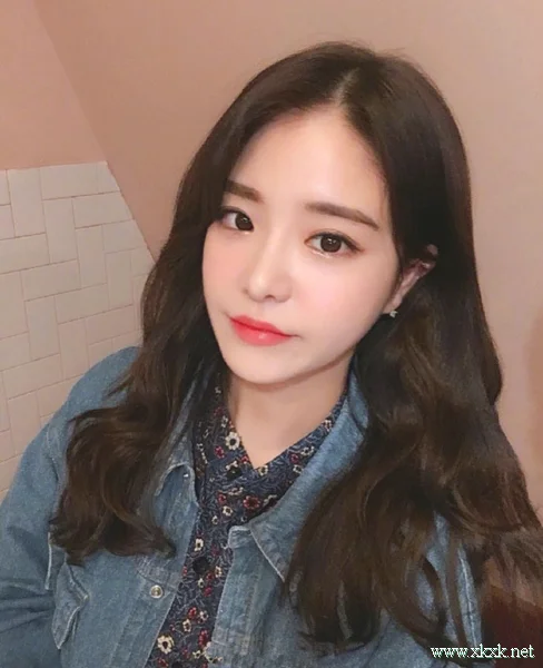 中长波浪卷发型推荐,甜美又不失女人味