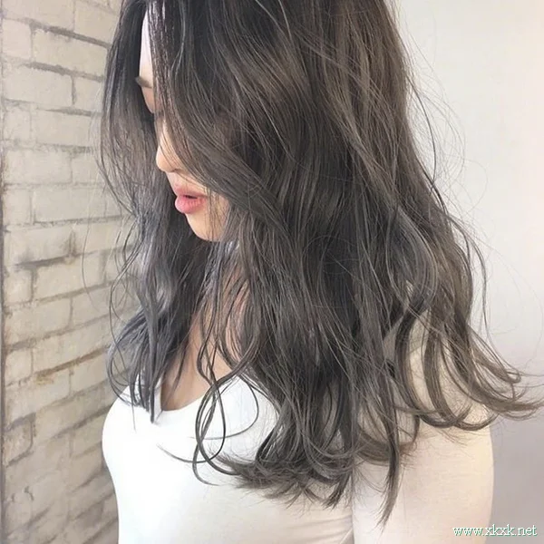 充满透明感的日式卷发图片大全