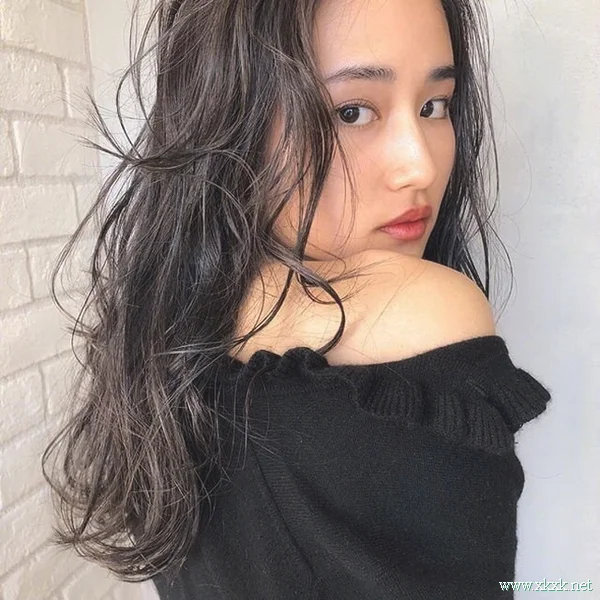 充满透明感的日式卷发图片大全