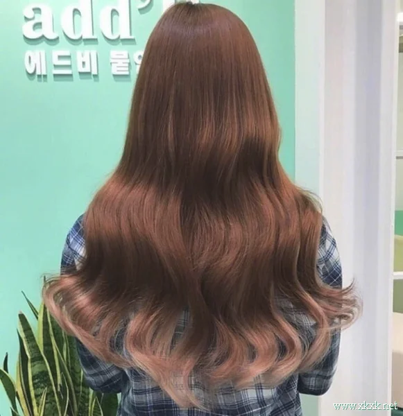 9款女神感十足的披肩卷发参考