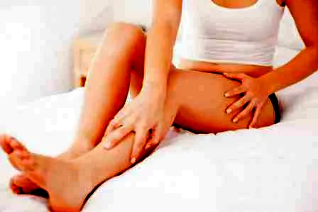 长脸女生适合什么发型 韩式蛋卷头烫发最流行