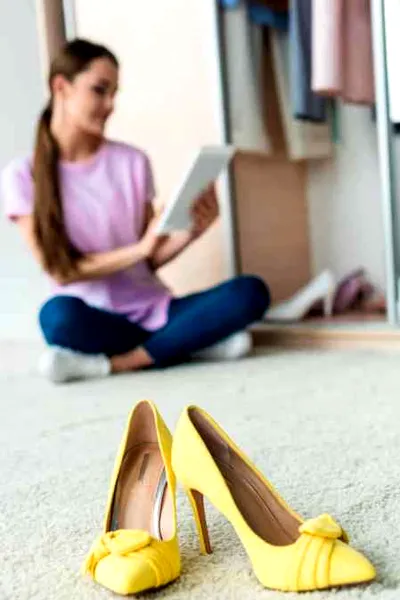 摆脱过气发型 甜美公主头编发扎法教程