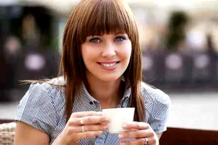 女明星可爱锅盖头发型大比拼 变身另类摩登女王