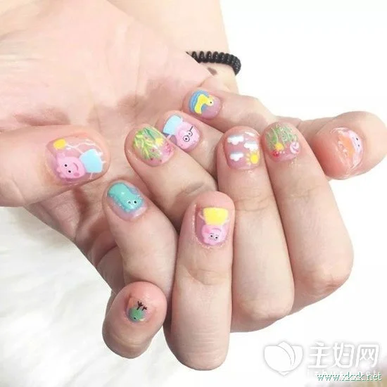 小猪佩奇美甲图片 时尚减龄还很显嫩！