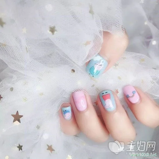 小猪佩奇美甲图片 时尚减龄还很显嫩！