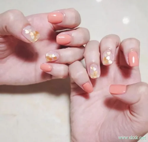 简易小清新美甲学起来 简约个性笑脸美甲教程