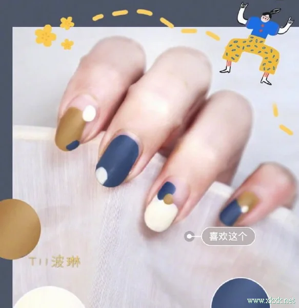 超喜欢的黄蓝色搭配撞色美甲