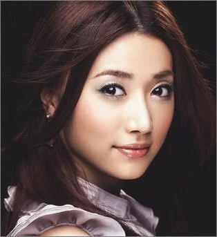 卡其+黑色 日本熟女08秋冬流行的美妆
