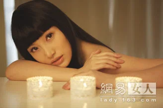 彩妆巧搭光线 让你拥有完美气质