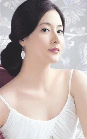 画对腮红小脸立现 不同脸型方法