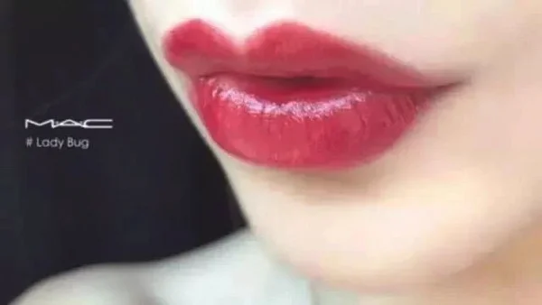 Mac在彩妆界是无人不知无人不晓，你有了吗？